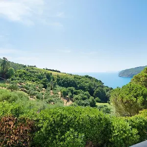  Villa Mesco