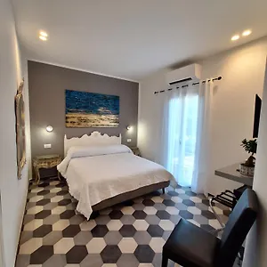 Pavian Levanto